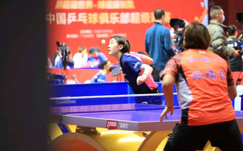 姚明登上央 姚明登上央