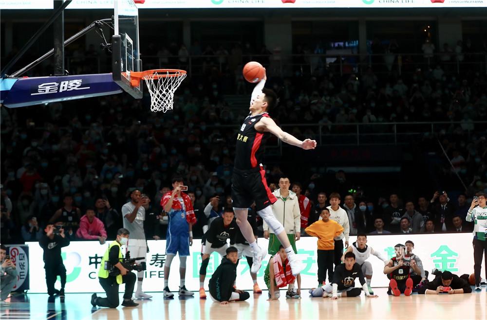 在对抗与覆 在对抗与覆